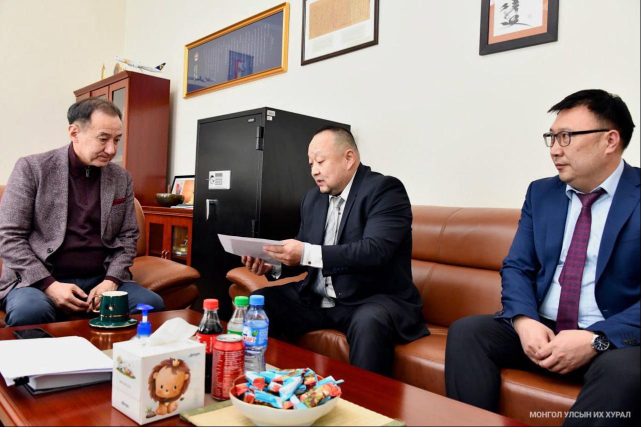 Иргэдээс ирсэн өргөдөл гомдлын дагуу 49 шүүгчид хариуцлага тооцжээ